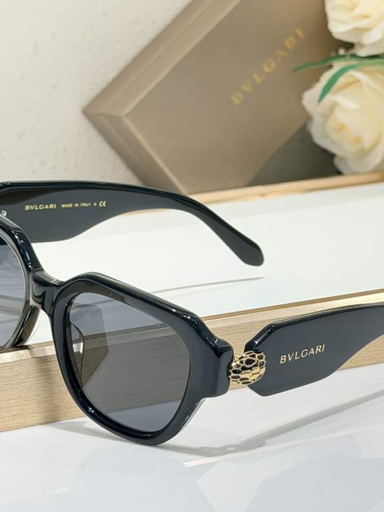 Picture of Bvlgari Sunglasses _SKUfw81853838fw